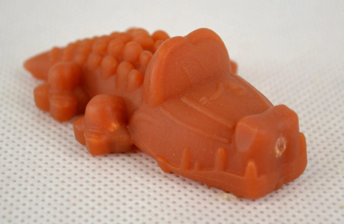 Whimzees Alligator Vegetarian Natural Dog Treats 5 Whimzees Alligator Vegetarian Natural Dog Treats - Image 3